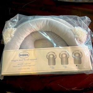 Pottery barn, kids, Boppy, noggin, nest head support. Bear design